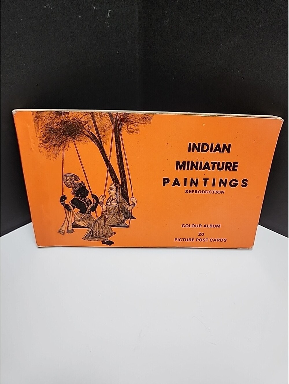 Indian Miniature Paintings Colored Postcards,  17 Out Of 20.  Good Condition